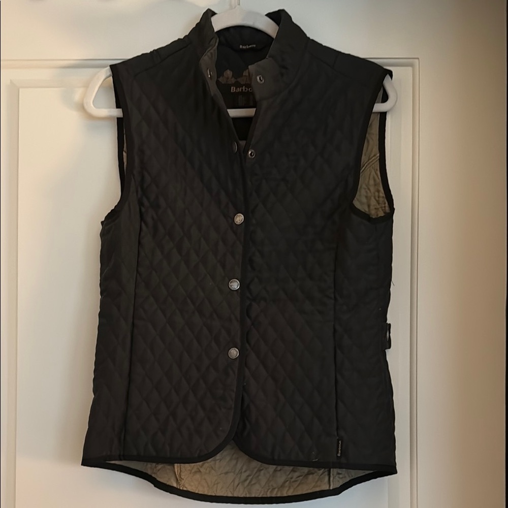 Barbour Black Quilted Vest size 4